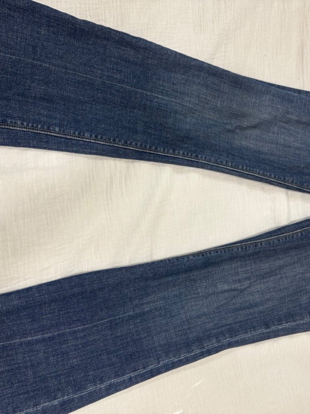 GAP Limited Edition Women's Bootcut Jeans Size 4R Medium Wash Stretch Denim - Picture 1 of 3